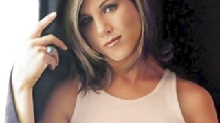 Buxom 19 წლის შავგვრ ...