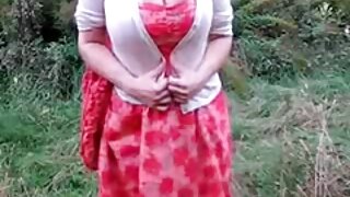 მომხიბვლელი ახალგაზრ ...